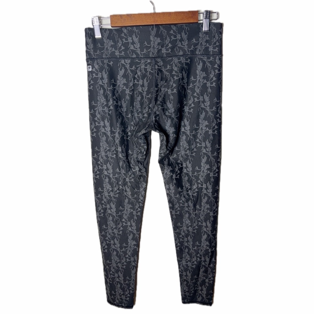 Fabletics women’s Leggings Black/Gray Floral Petal EUC XL Activewear workout - Picture 3 of 4